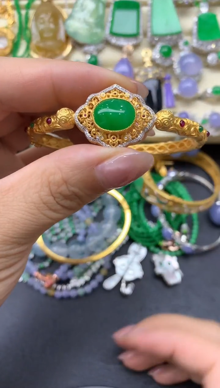 【闪购商品】翡翠手镯18K金镶嵌453中国好珍宝