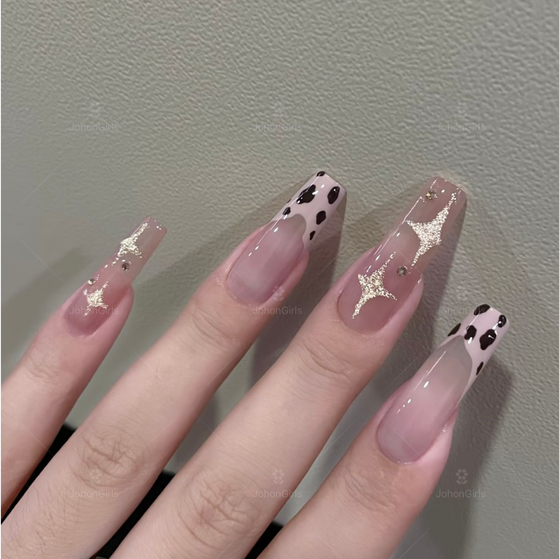 JohonGirls'/琴岛小嫚【粉嫩香豹】秋冬新款豹纹美甲法式手工穿戴甲