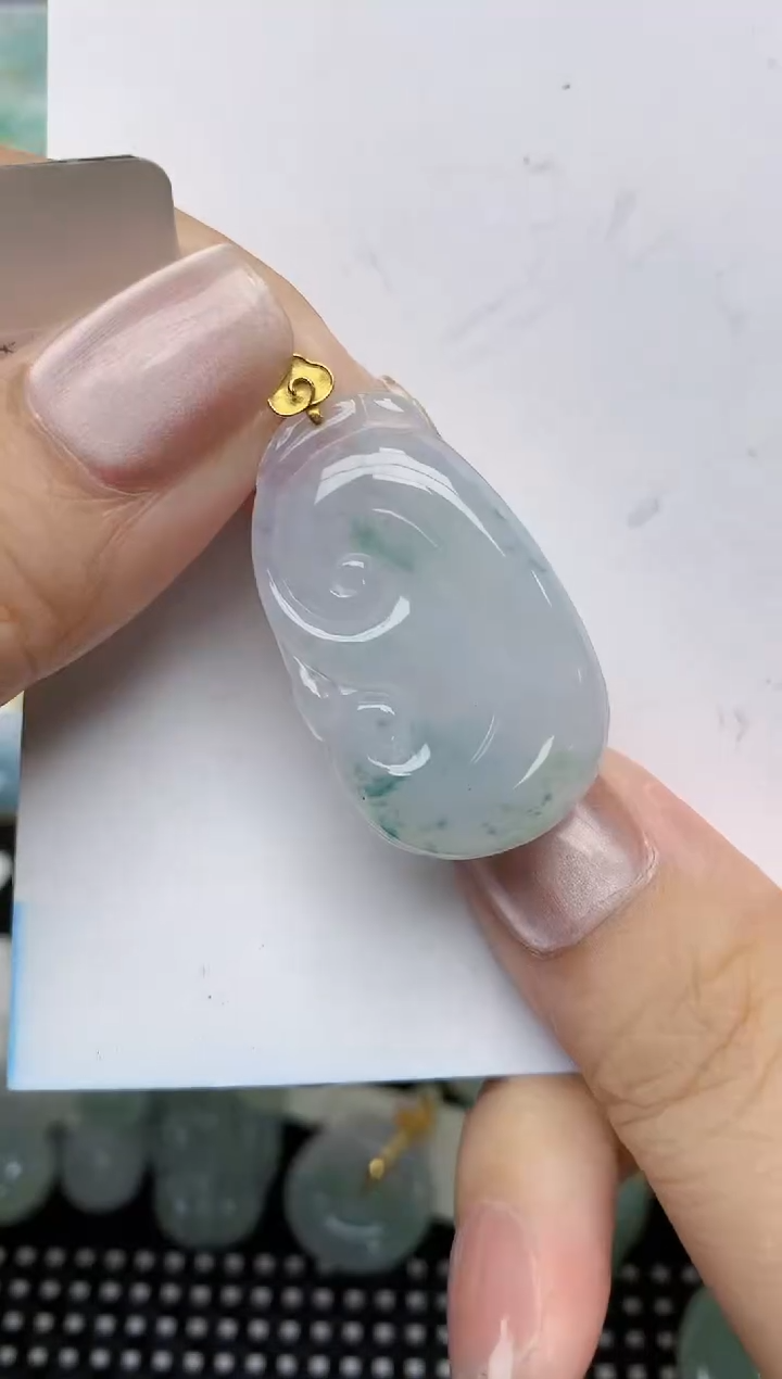 翡翠18K金镶嵌颈饰天然缅甸A货翡翠