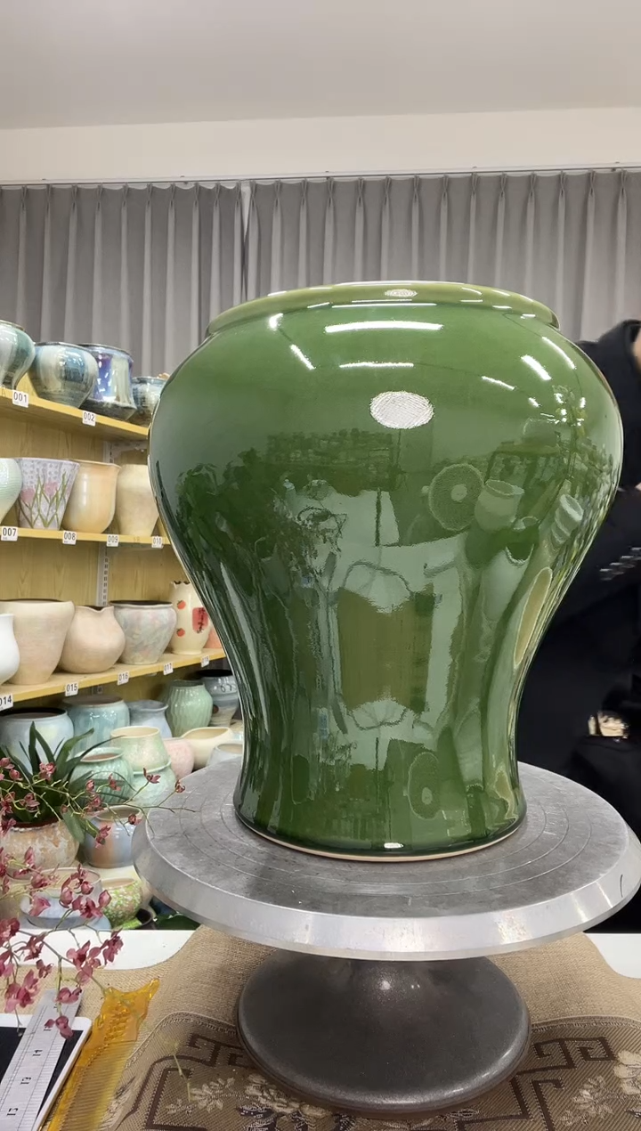 【1.3】花盆尺寸 高： 31 口：19