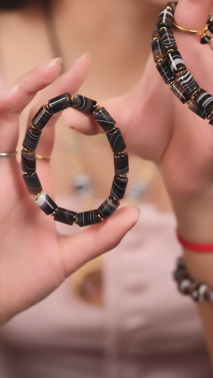 玛瑙/玉髓颈饰未镶嵌传世珠宝