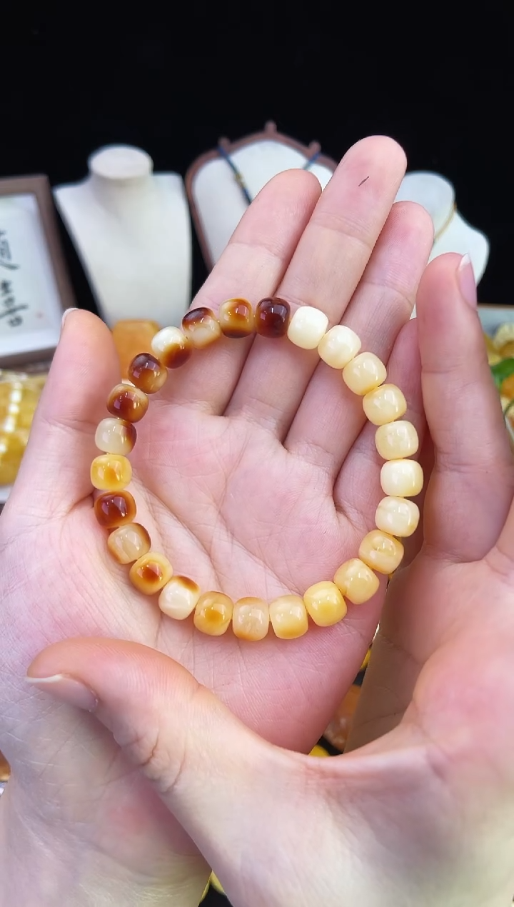 琥珀未镶嵌珠宝奇石?柒月