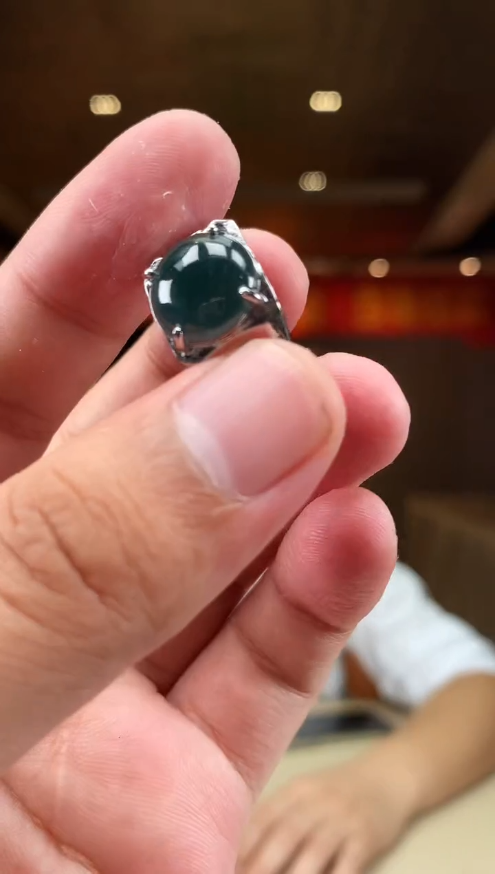 【闪购商品】翡翠颈饰未镶嵌             *81