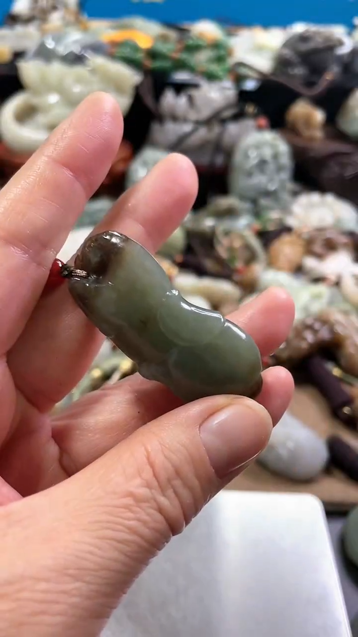 【闪购商品】和田玉挂件未镶嵌0032