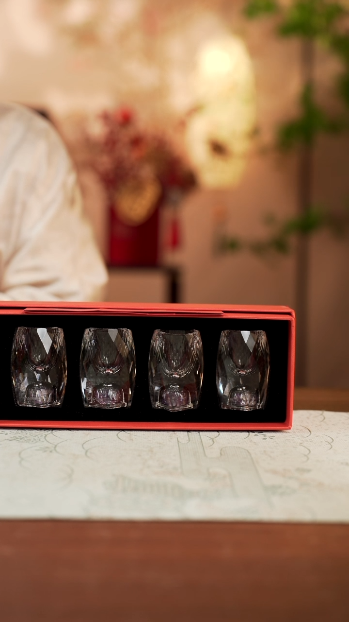 【闪购商品】20号闪购盈山紫水晶酒杯4只