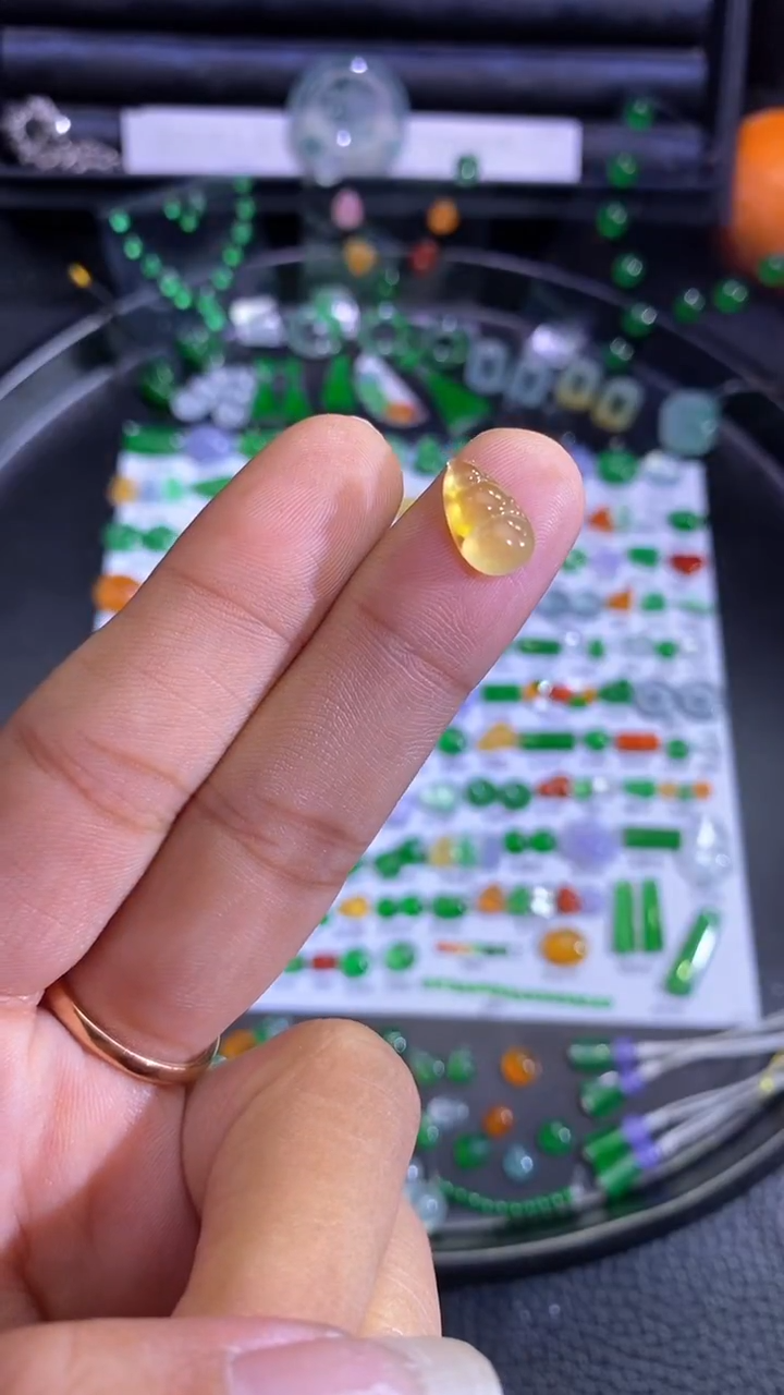 未镶嵌挂件翡翠豆子