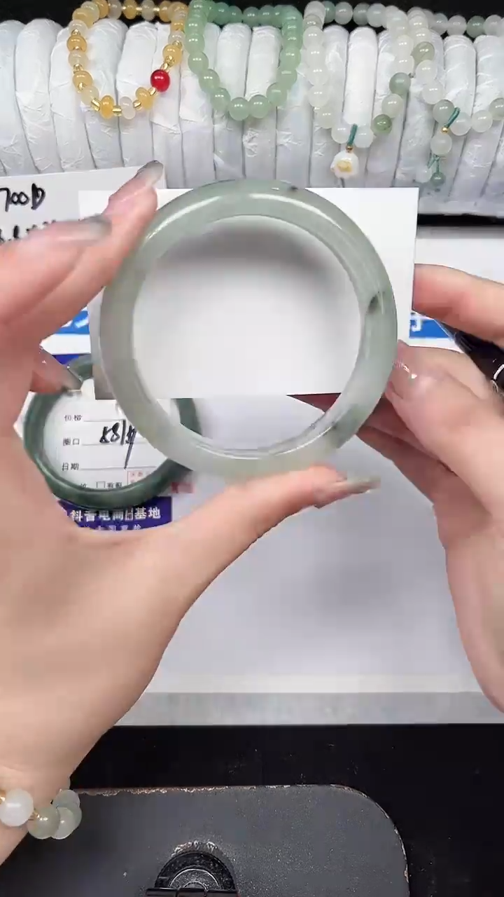 未镶嵌手镯石英质玉148-58/59