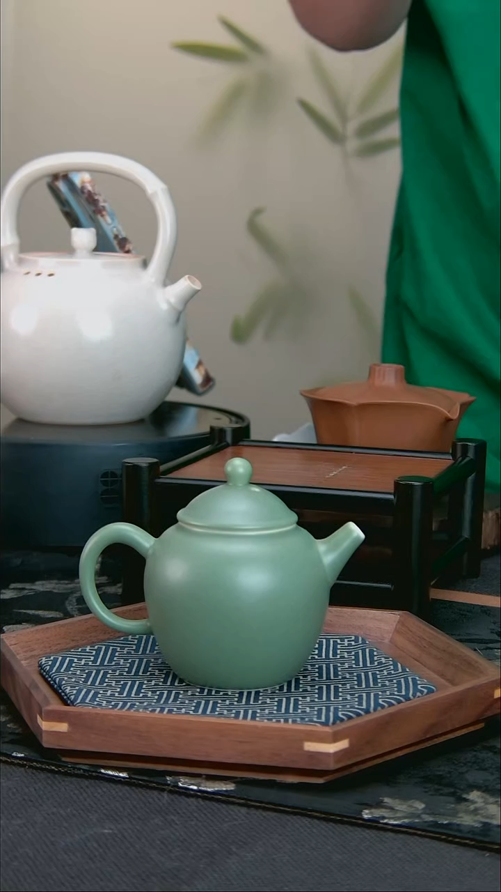 微瑕 邛窑青瓷 壶035