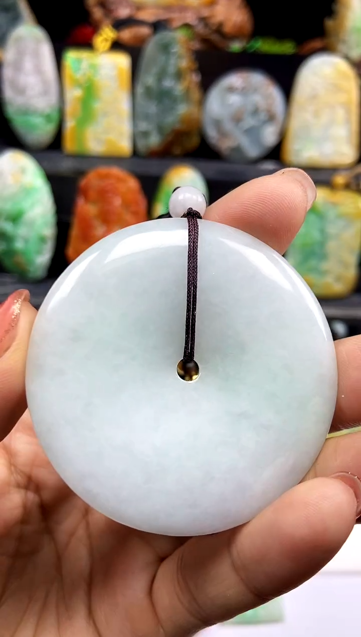 【闪购商品】翡翠颈饰未镶嵌翡翠A货