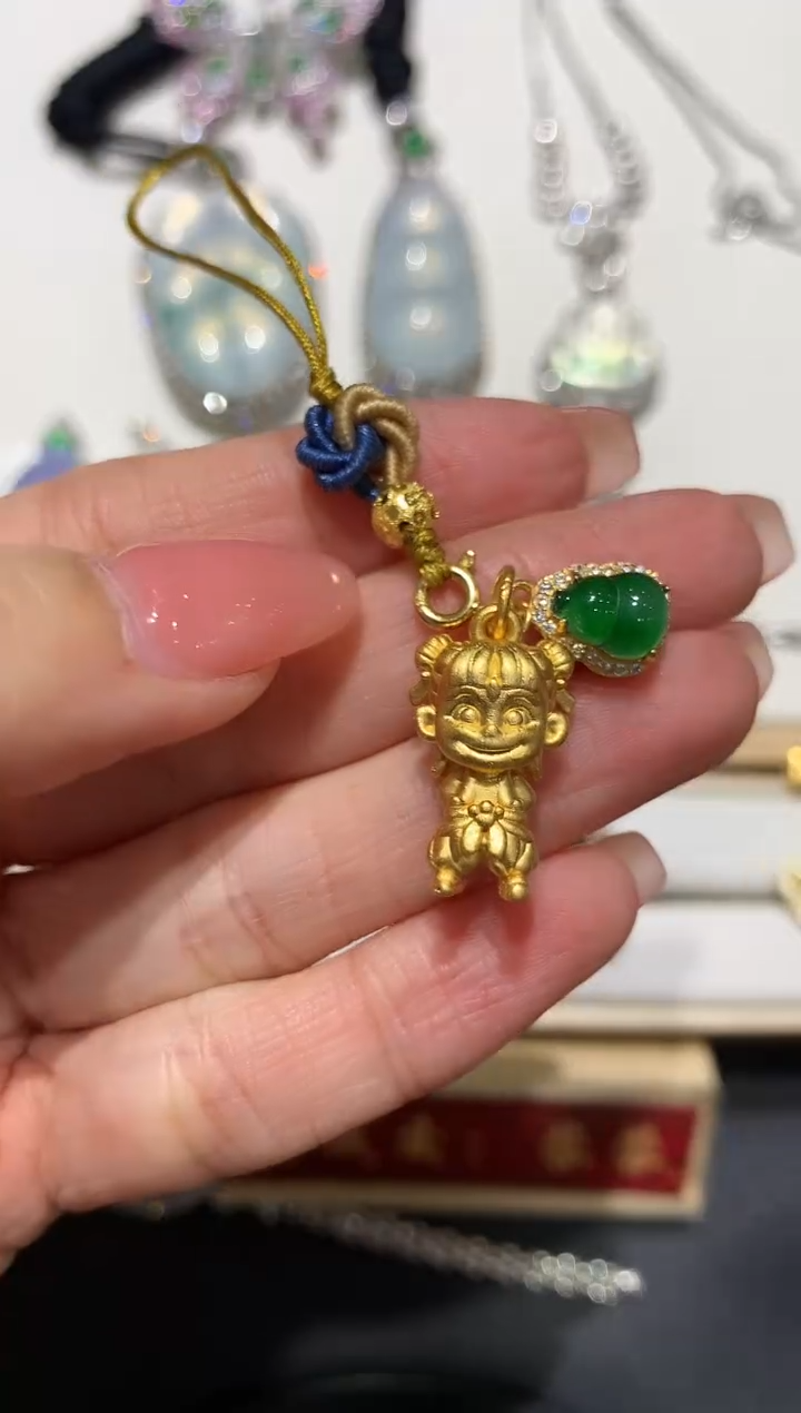 【闪购商品】翡翠吊坠(不含链)银S925镶嵌5多人多样性随机发货1件 