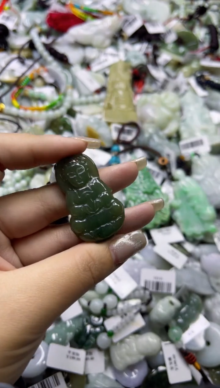 【闪购商品】翡翠颈饰未镶嵌00008502