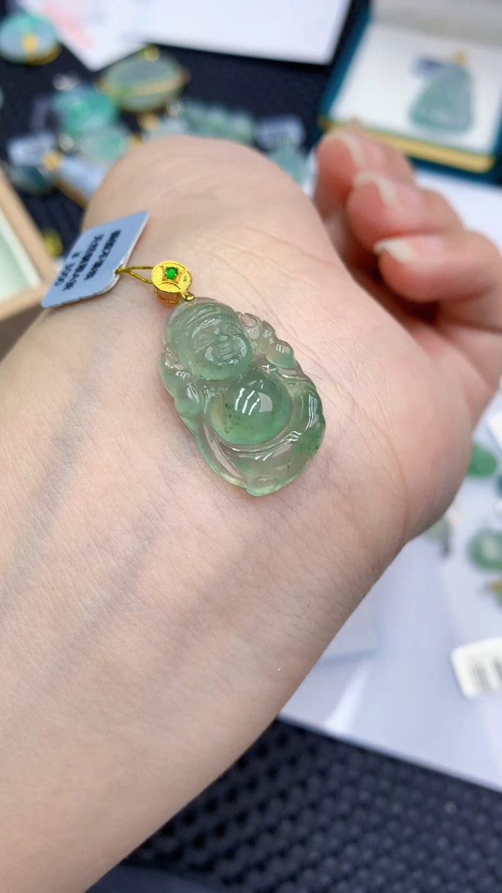 【闪购商品】翡翠颈饰18K金镶嵌            8