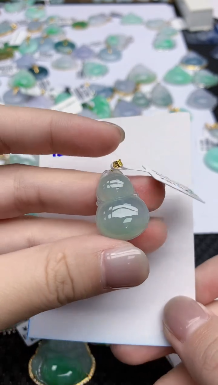 【闪购商品】翡翠颈饰18K金镶嵌天然翡翠A货