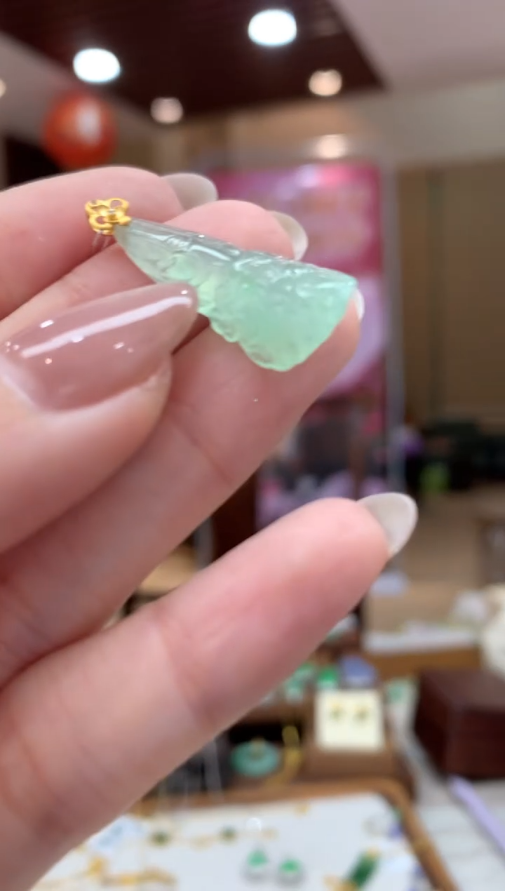 吊坠(不含链)18K金镶嵌翡翠白菜