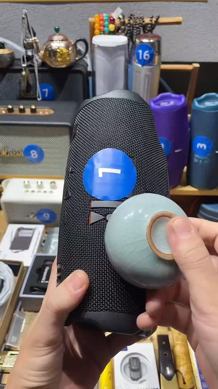 瓷片闪购商品 如图所示