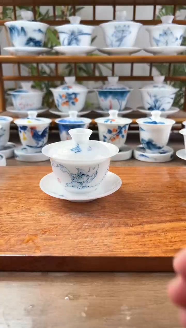 微瑕高冰舞莲130ml三才盖碗