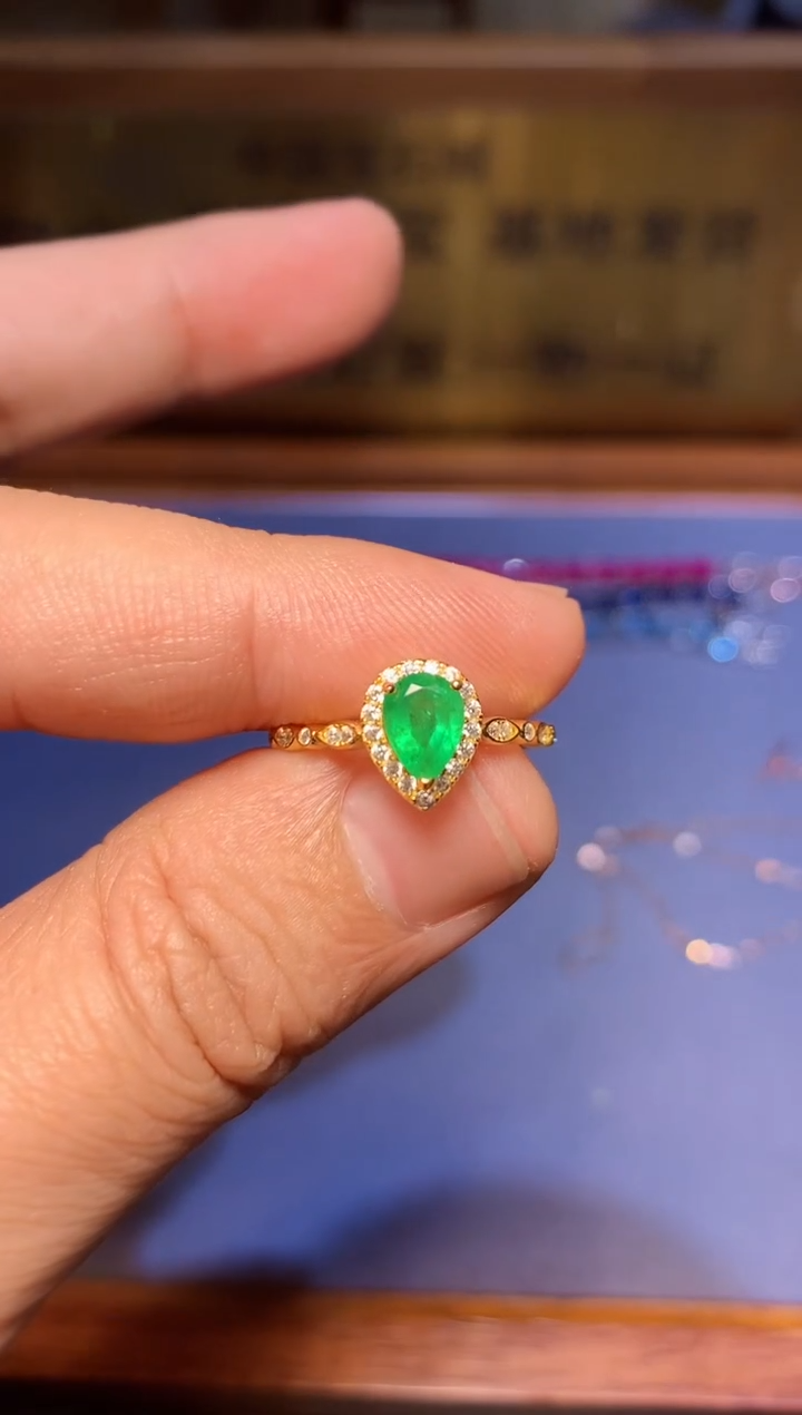 【闪购商品】祖母绿戒指银S925镶嵌........