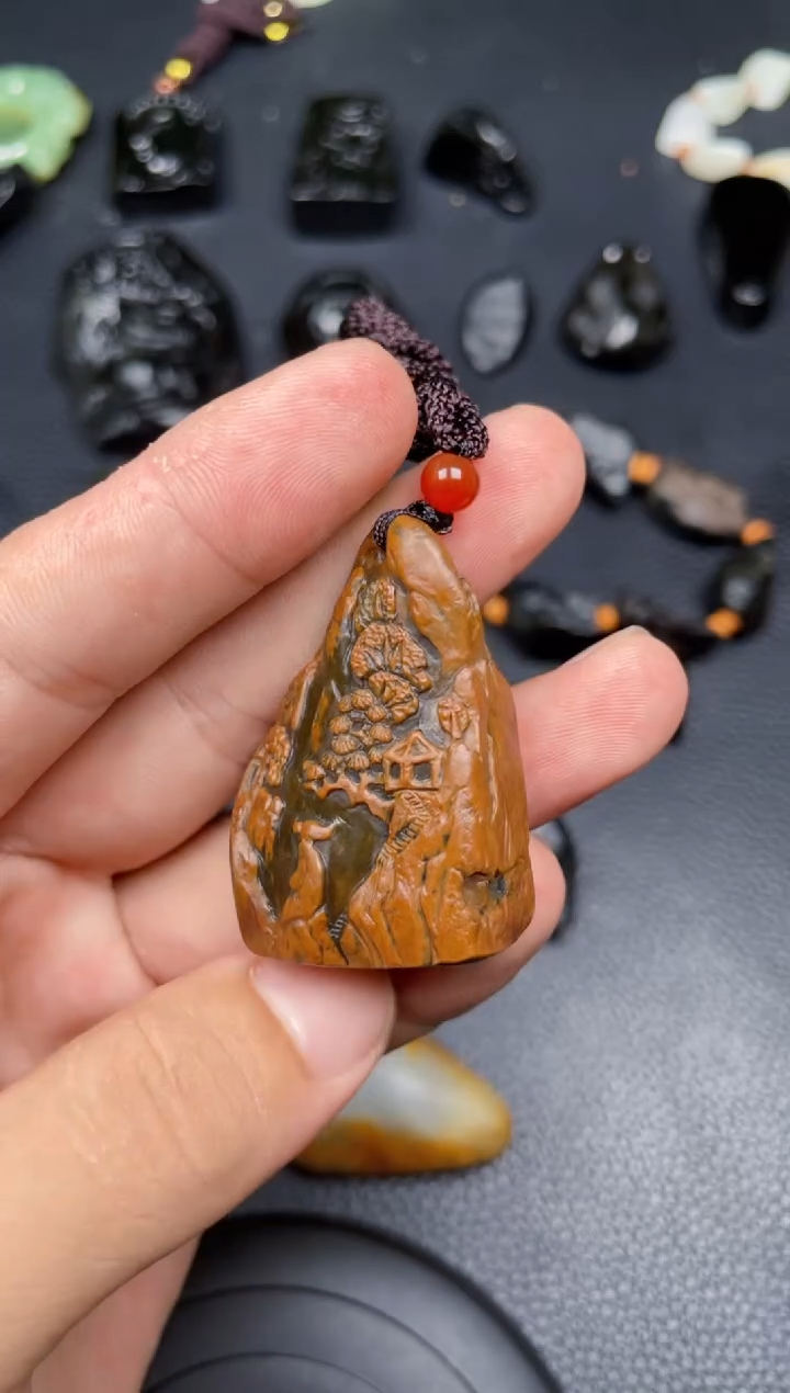 和田玉未镶嵌颈饰图*F238