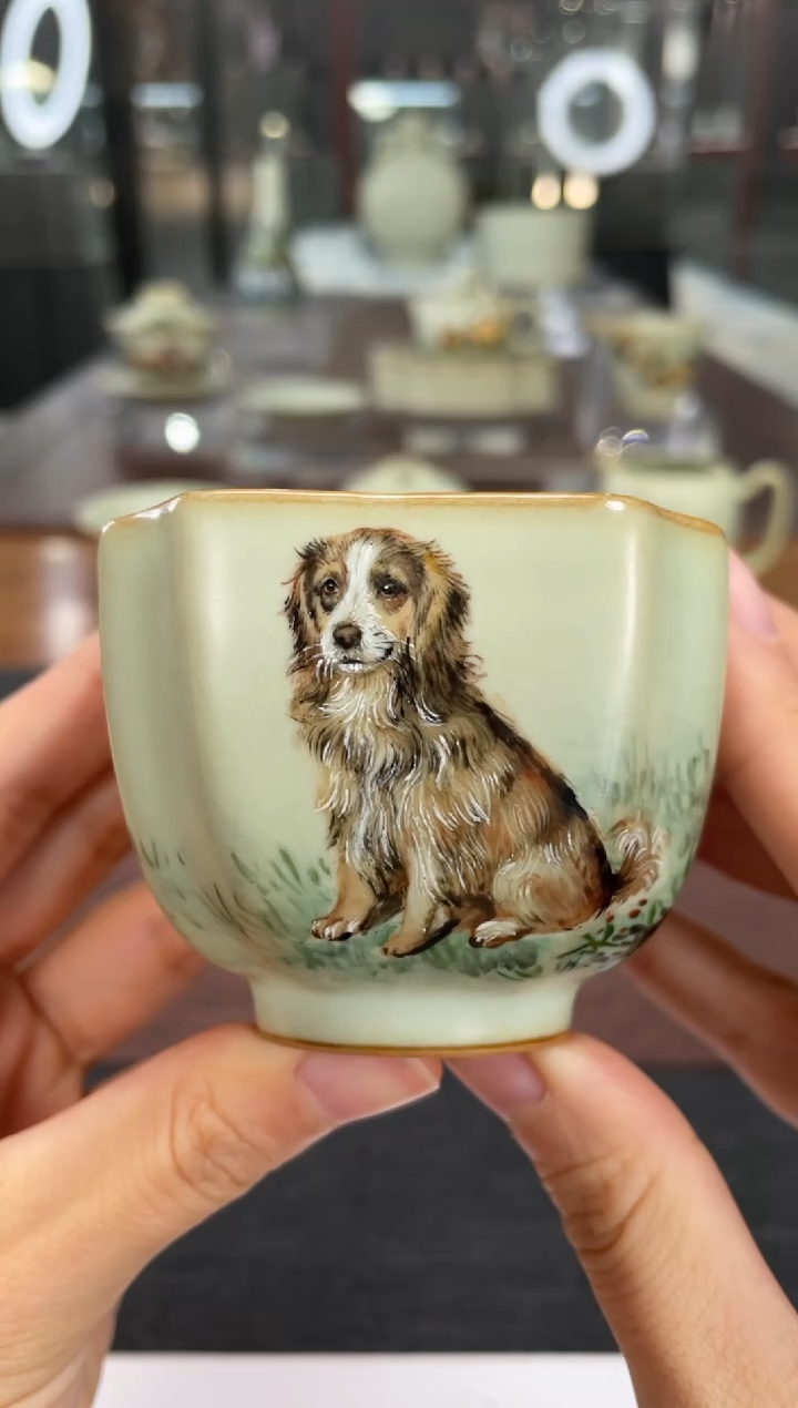 【闪购商品】周泽堂粉青余秀华彩绘 一品杯 狗