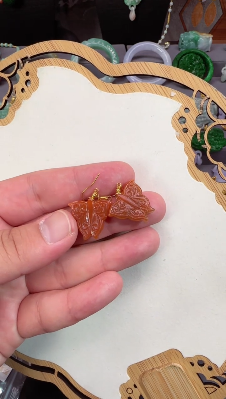 【闪购商品】翡翠颈饰未镶嵌牌子