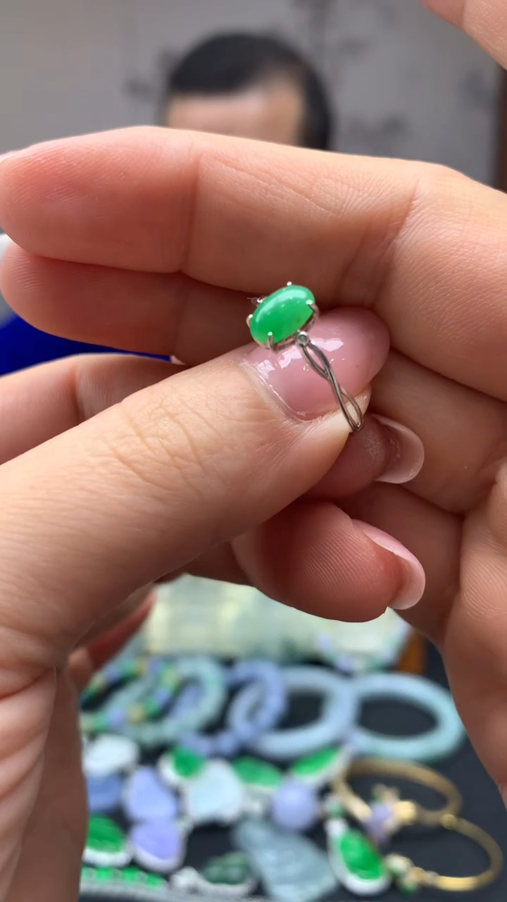 【闪购商品】翡翠戒指18K金镶嵌27-天然翡翠