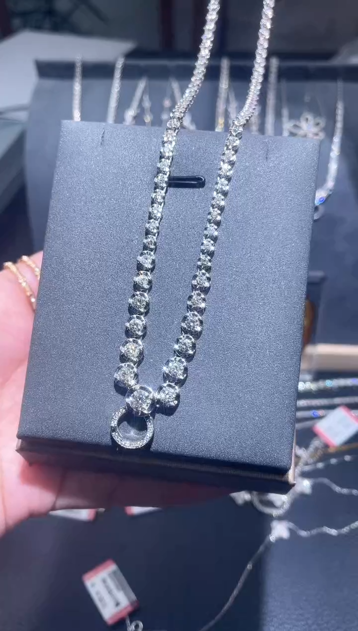 【闪购商品】钻石套链18K金镶嵌钻石套链