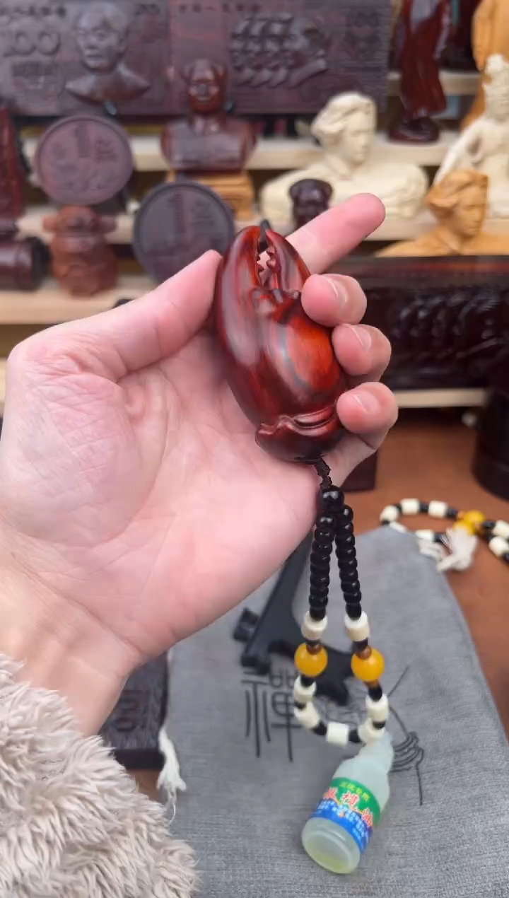 木紫檀木手中有钳文玩手把件