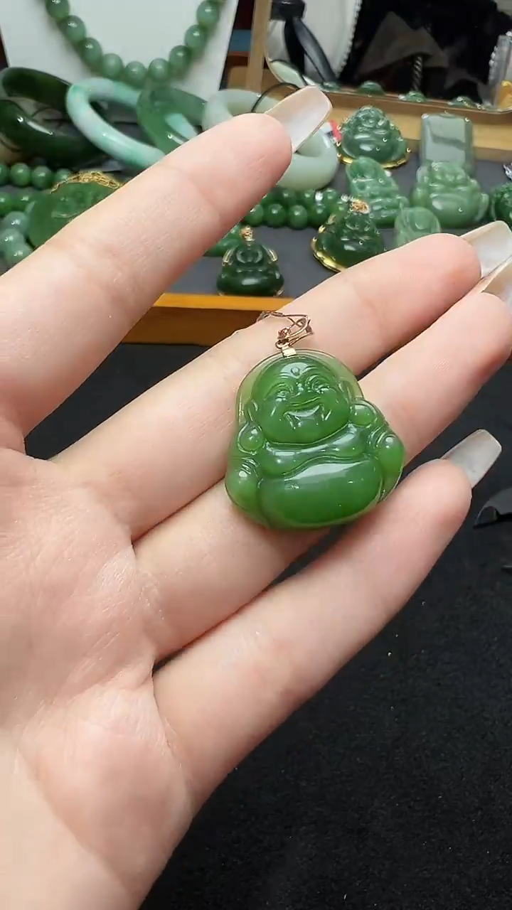 【闪购商品】和田玉吊坠(赠链)18K金镶嵌16