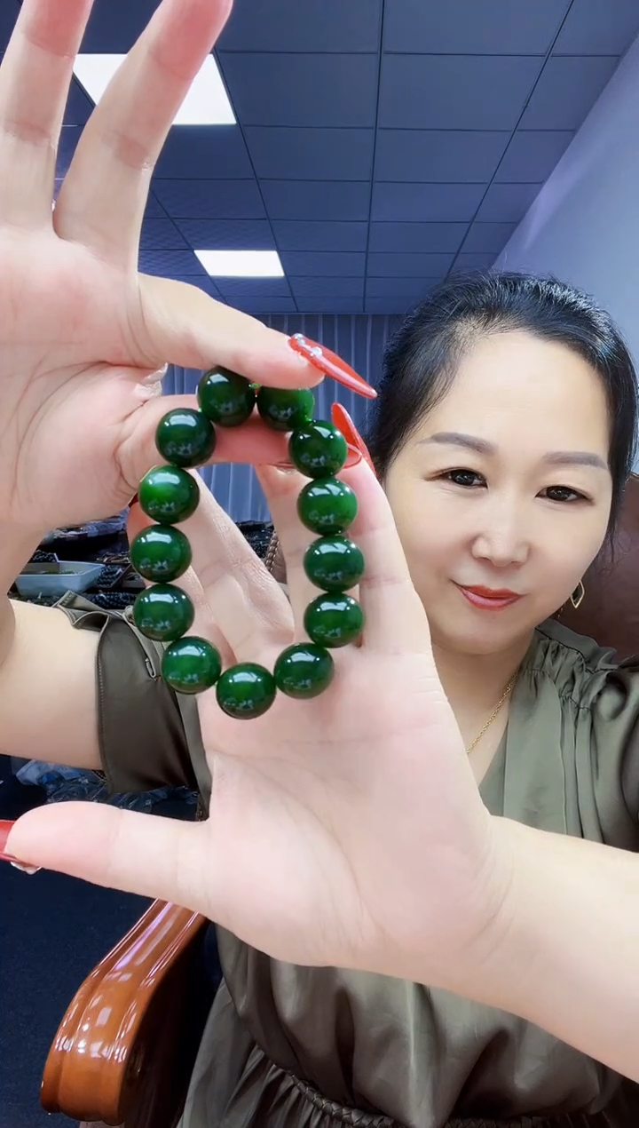 手串未镶嵌和田玉纯天然和田玉俄7碧老坑菠菜绿16