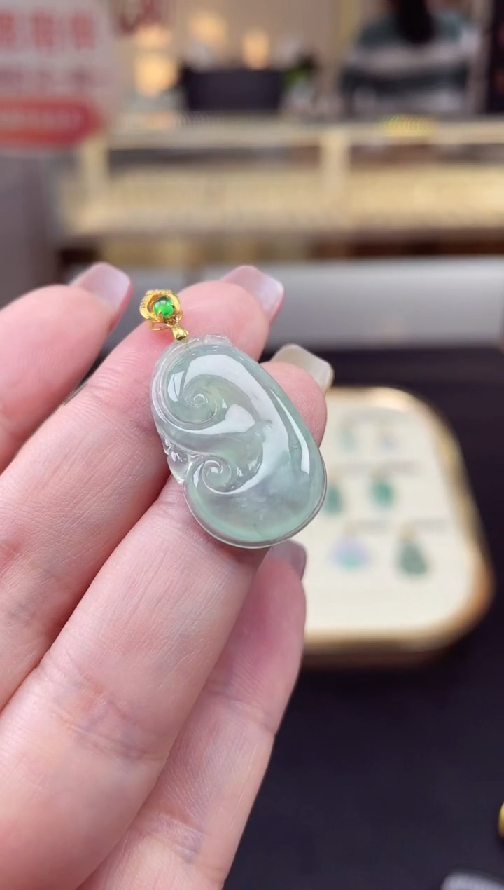 【闪购商品】翡翠挂件18K金镶嵌18K金扣如意多人@@CMT837