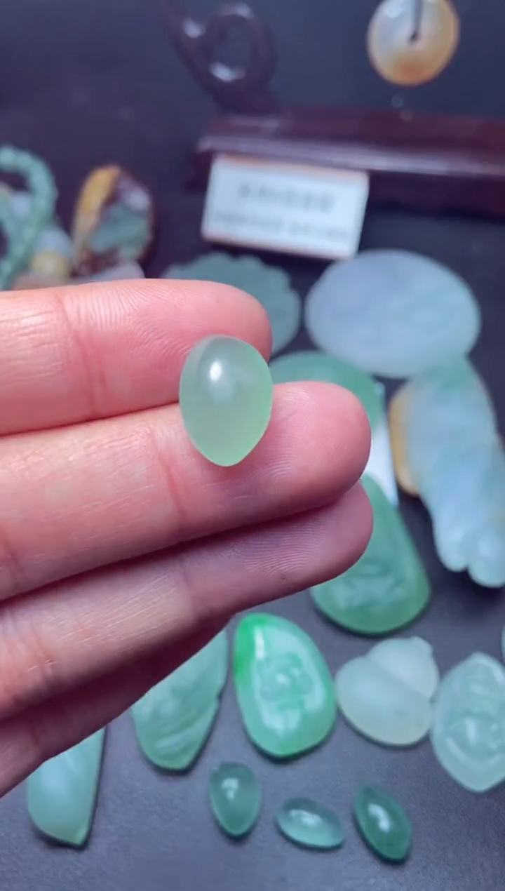 未镶嵌定制翡翠a货翡翠