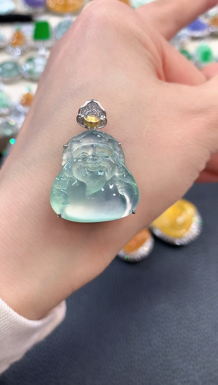 【闪购商品】翡翠吊坠(不含链)18K金镶嵌m65       