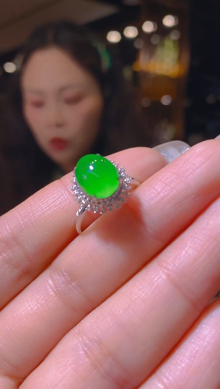 【闪购商品】翡翠戒指18K金镶嵌026    