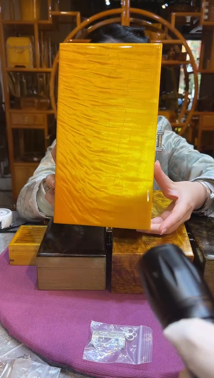 金丝楠满水波中号文玩盒25*15*10