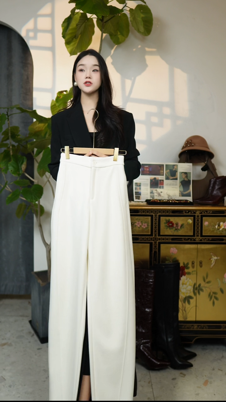 白色弯刀一粒扣裤 M码