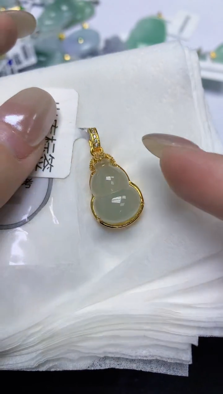 颈饰未镶嵌翡翠天然缅甸翡翠A货多样性发一件