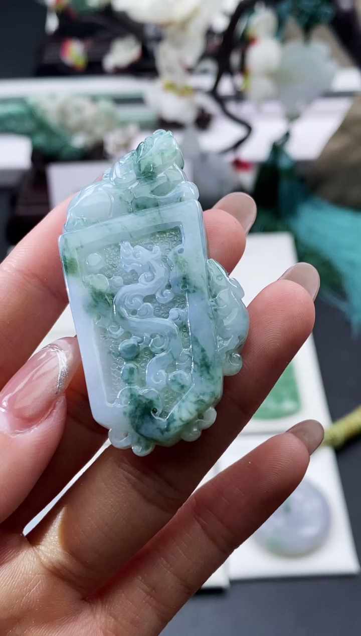 【闪购商品】翡翠颈饰未镶嵌天然缅甸翡翠A货