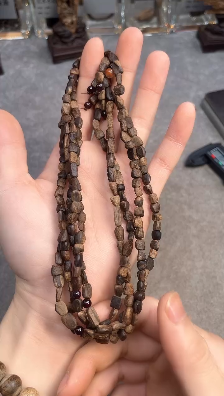 【闪购商品】沉香手串10号沉水文莱多样性发货1条