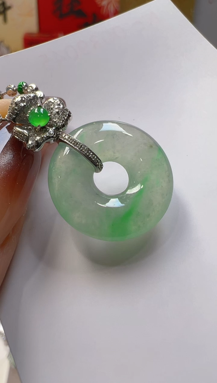 【闪购商品】翡翠吊坠(不含链)18K金镶嵌多样性团购发一件