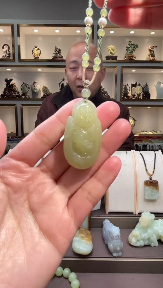 颈饰未镶嵌和田玉苏