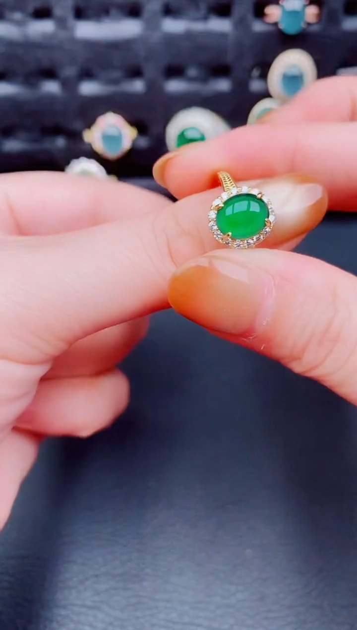 【闪购商品】翡翠戒指银S925镶嵌天然a货翡翠1018