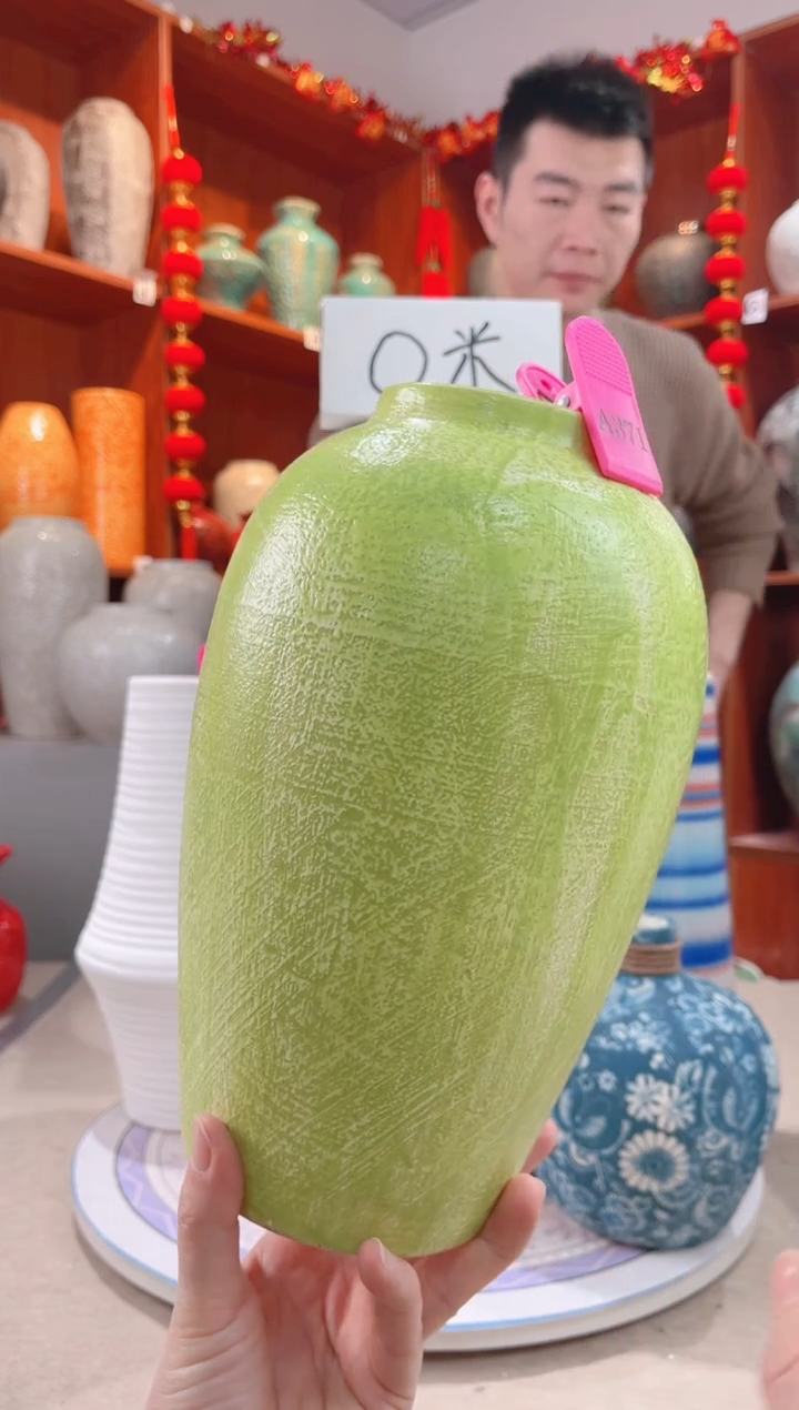 【闪购商品】瓶陶瓷花瓶 无花 福利 不能装水 a371