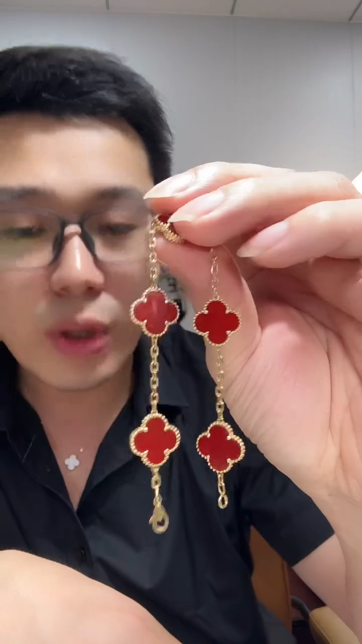 18K金镶嵌手链玛瑙/玉髓小***福红色k黄，五花手链GHJ24版