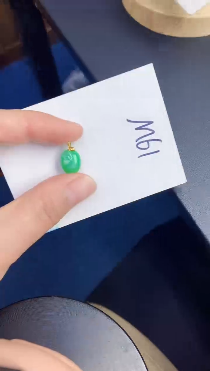 【闪购商品】翡翠颈饰18K金镶嵌000000000000