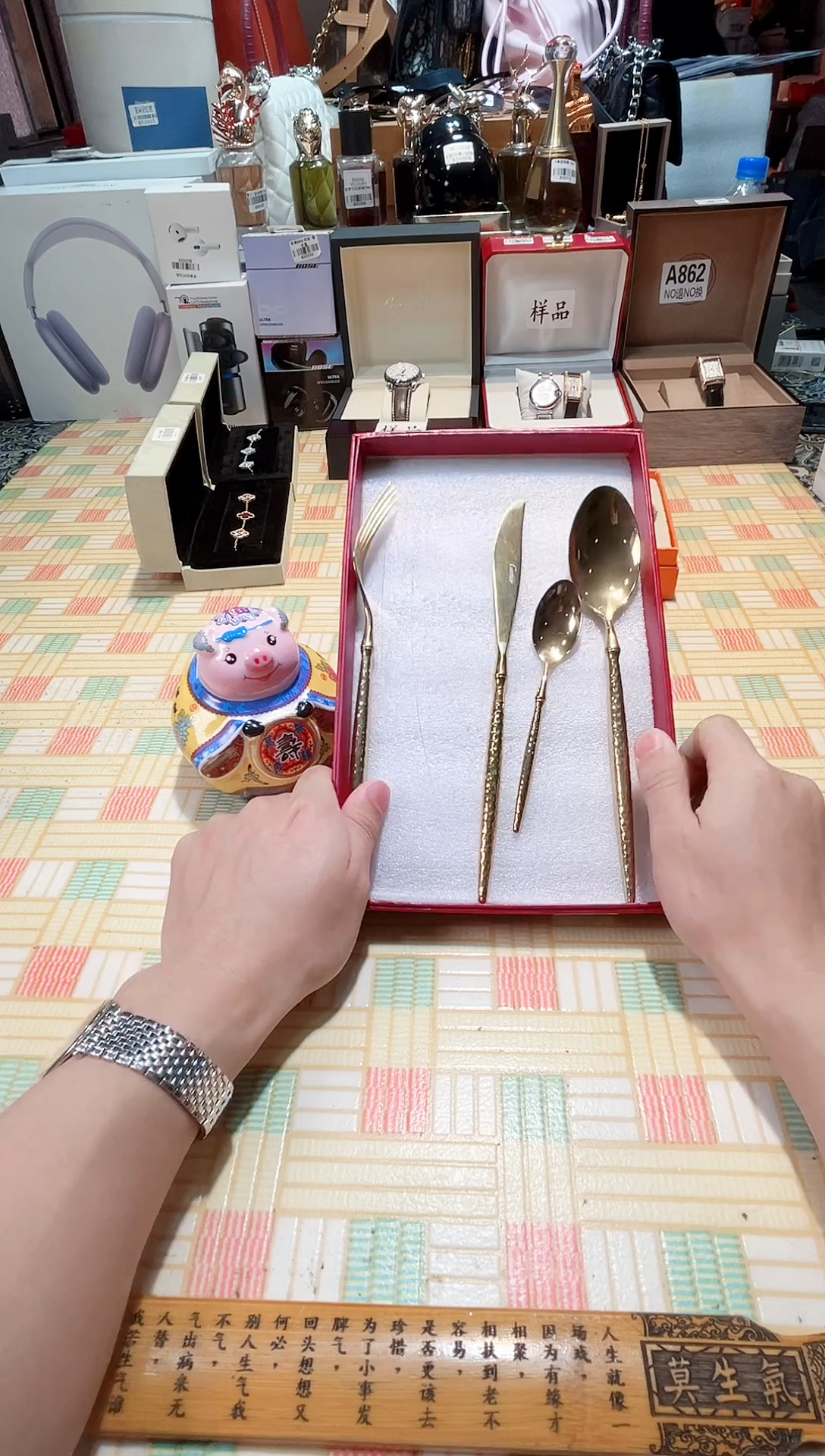 瓷片瓷器 库房到期 全部地板价@@1