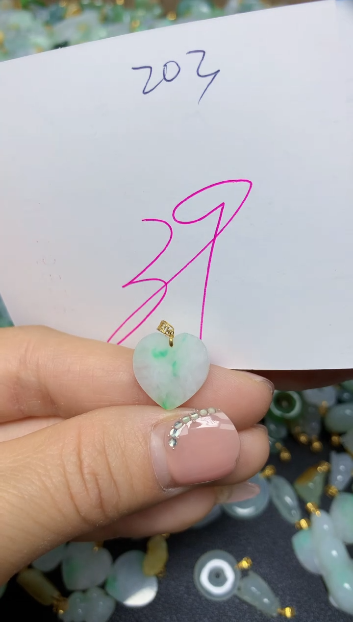 【闪购商品】翡翠挂件18K金镶嵌 天然翡翠A货
