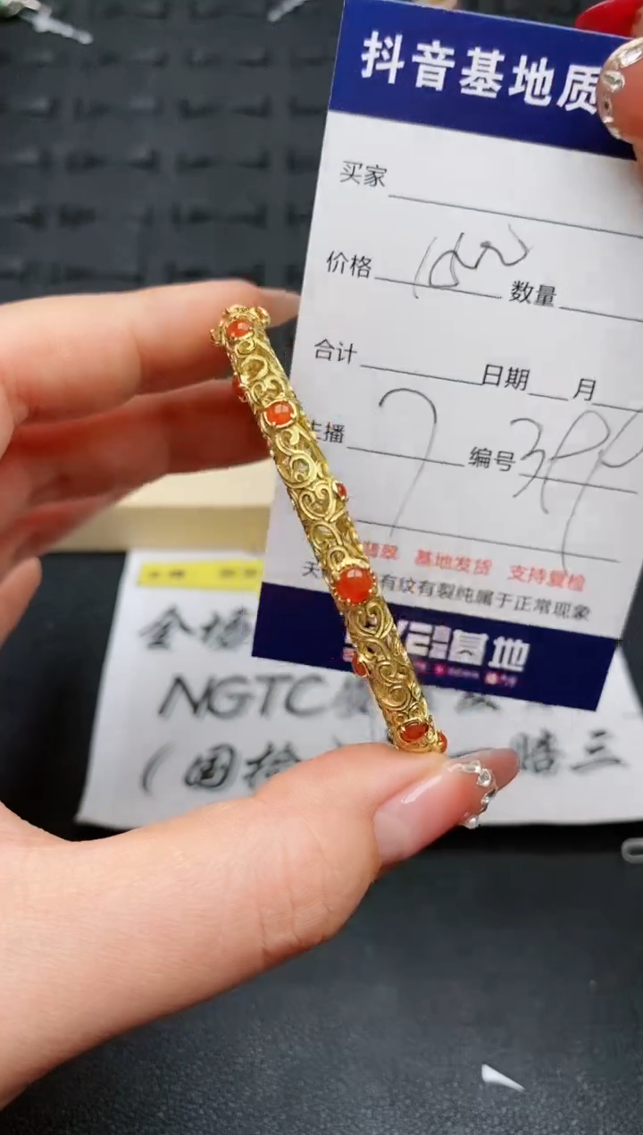 【闪购商品】翡翠手镯银S925镶嵌...........