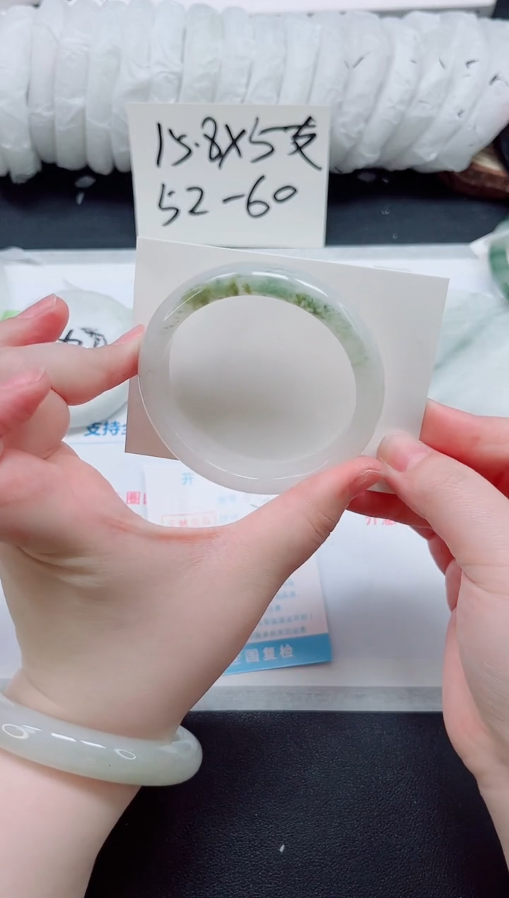 石英质玉手镯未镶嵌b306-圈口59.5