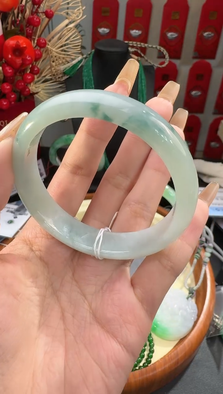【闪购商品】翡翠手镯未镶嵌手镯