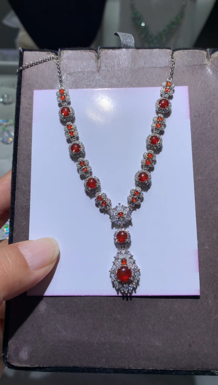 银S925镶嵌翡翠耳饰套链